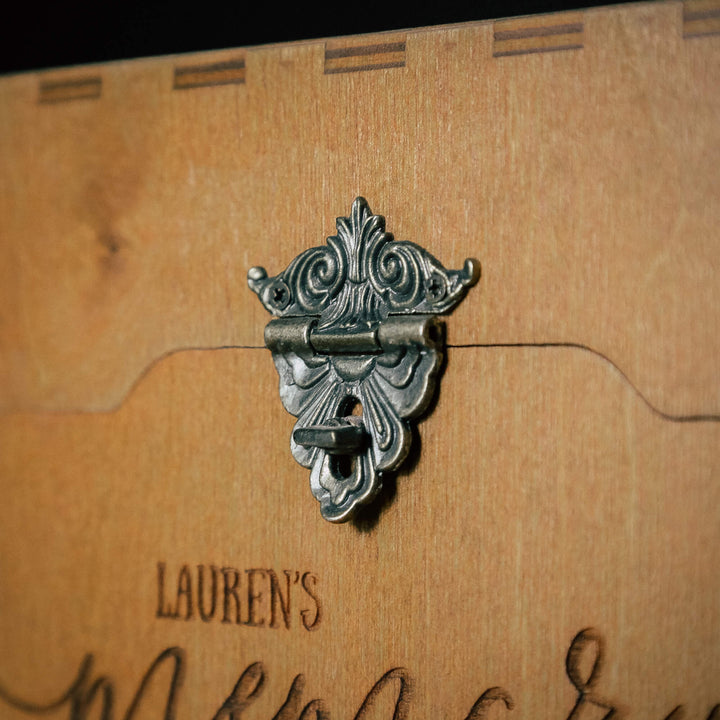 Detailed view of vintage latch on keepsake box