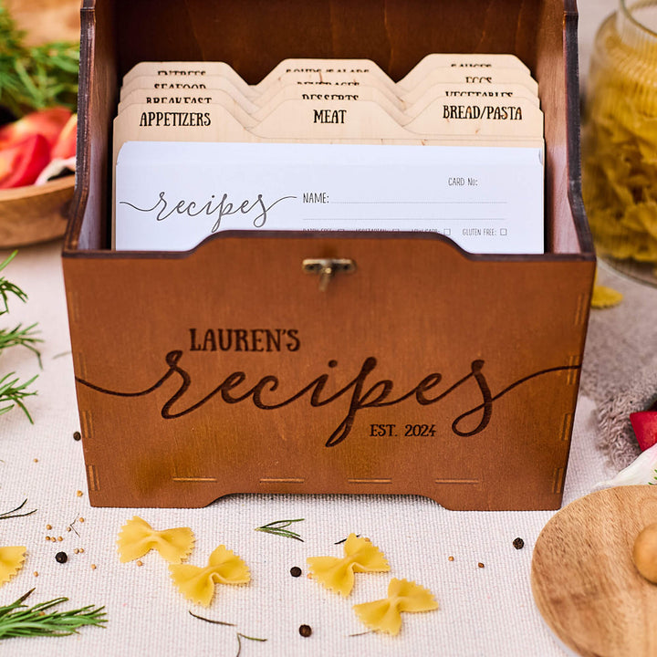 Open 4x6 recipe box with customizable dividers